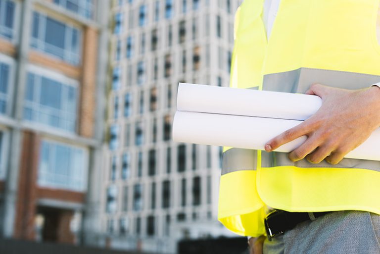 Descubre cómo hacer obras en elementos comunes sin problemas legales